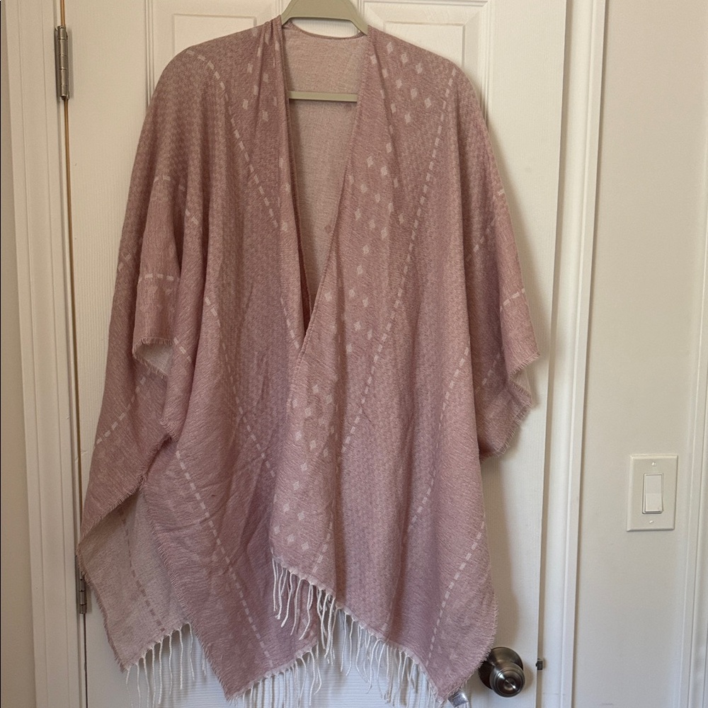 Gentle Fawn Blush Tunic with Fringe
